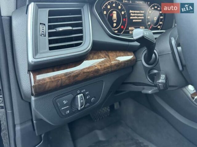 Черный Ауди Ку 5, объемом двигателя 1.98 л и пробегом 86 тыс. км за 28900 $, фото 78 на Automoto.ua