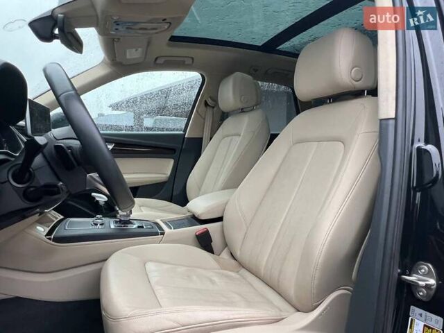 Чорний Ауді Ку 5, об'ємом двигуна 1.98 л та пробігом 108 тис. км за 25300 $, фото 8 на Automoto.ua