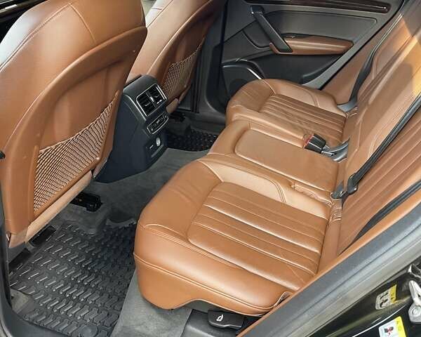 Черный Ауди Ку 5, объемом двигателя 2 л и пробегом 103 тыс. км за 26500 $, фото 37 на Automoto.ua