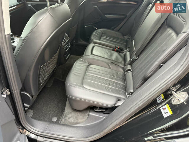 Черный Ауди Ку 5, объемом двигателя 2 л и пробегом 143 тыс. км за 25300 $, фото 60 на Automoto.ua