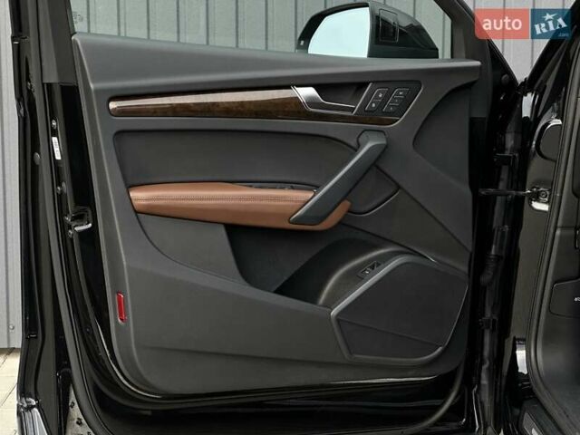 Черный Ауди Ку 5, объемом двигателя 1.98 л и пробегом 200 тыс. км за 25900 $, фото 25 на Automoto.ua