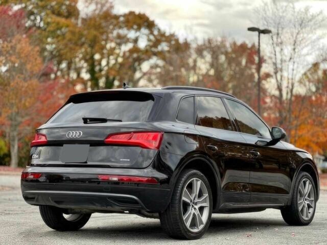 Черный Ауди Ку 5, объемом двигателя 2 л и пробегом 35 тыс. км за 7200 $, фото 5 на Automoto.ua