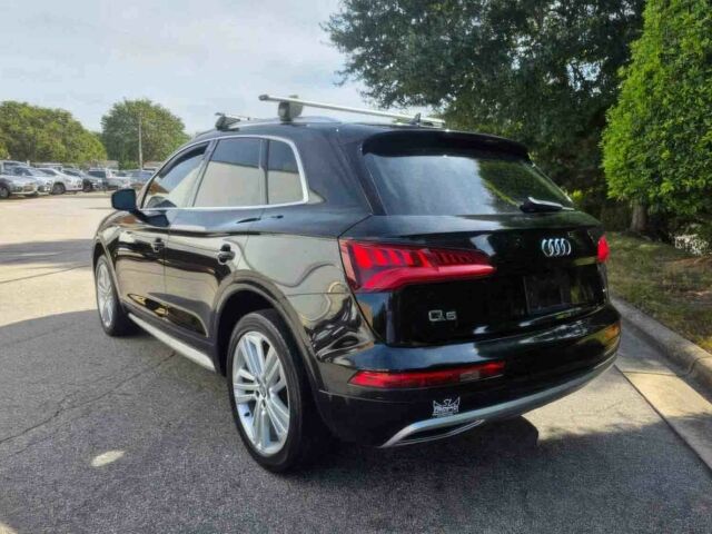 Чорний Ауді Ку 5, об'ємом двигуна 2 л та пробігом 50 тис. км за 16100 $, фото 3 на Automoto.ua