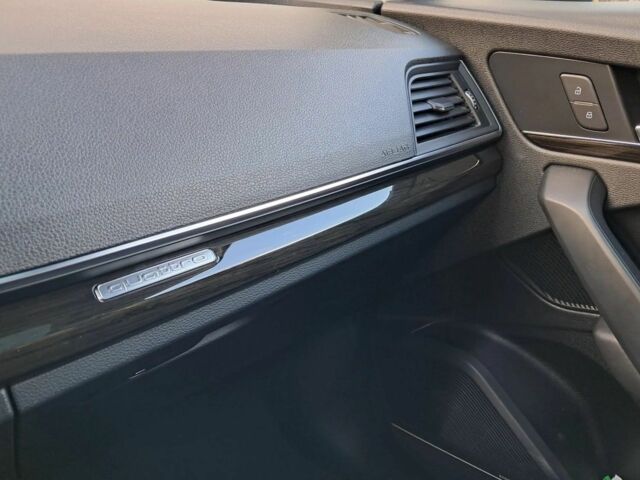 Черный Ауди Ку 5, объемом двигателя 2 л и пробегом 73 тыс. км за 15999 $, фото 10 на Automoto.ua