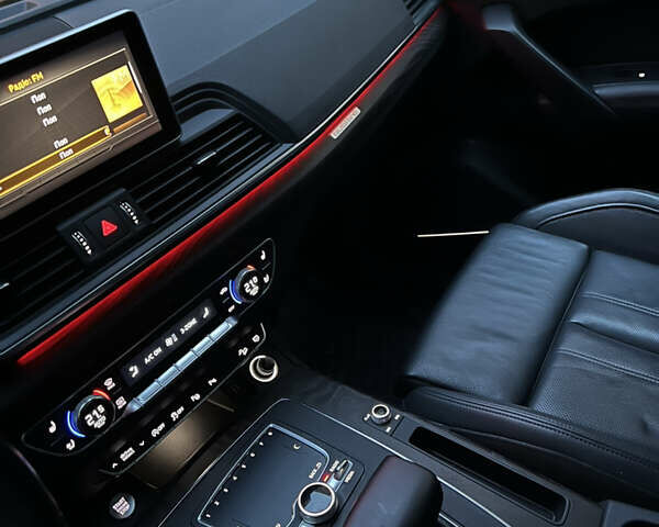 Черный Ауди Ку 5, объемом двигателя 2 л и пробегом 167 тыс. км за 24800 $, фото 20 на Automoto.ua