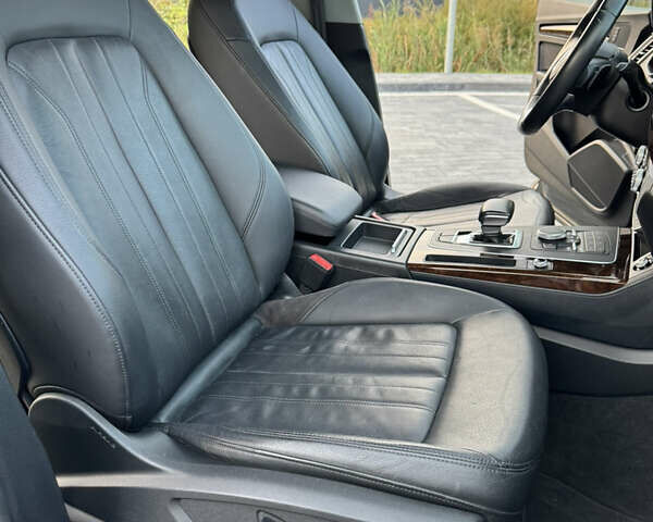 Черный Ауди Ку 5, объемом двигателя 0 л и пробегом 180 тыс. км за 20300 $, фото 38 на Automoto.ua