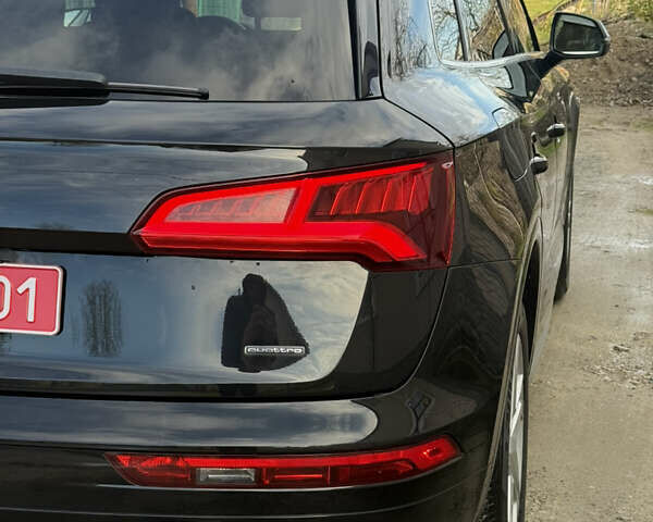 Чорний Ауді Ку 5, об'ємом двигуна 2 л та пробігом 147 тис. км за 22500 $, фото 5 на Automoto.ua