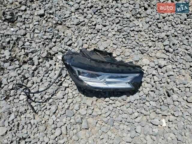 Черный Ауди Ку 5, объемом двигателя 2 л и пробегом 57 тыс. км за 9300 $, фото 12 на Automoto.ua