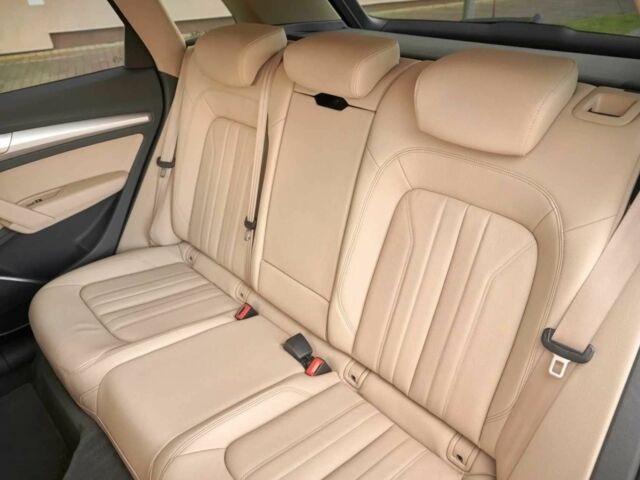 Черный Ауди Ку 5, объемом двигателя 2 л и пробегом 50 тыс. км за 25000 $, фото 17 на Automoto.ua