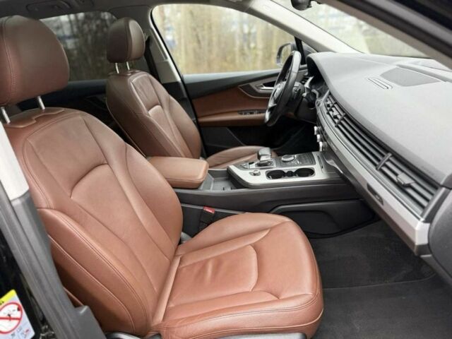 Чорний Ауді Ку 5, об'ємом двигуна 0 л та пробігом 141 тис. км за 15700 $, фото 8 на Automoto.ua