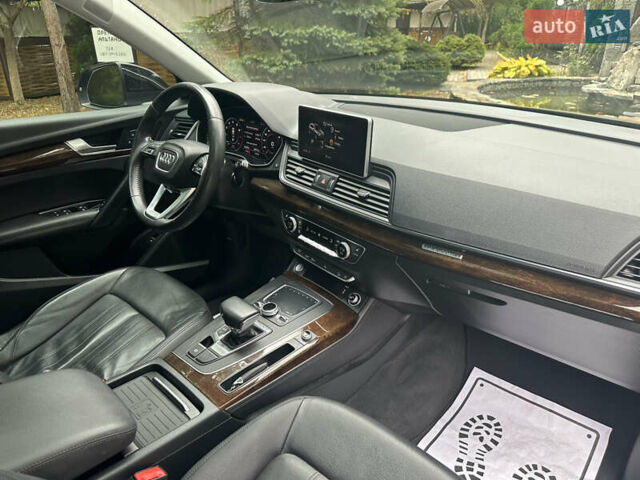 Чорний Ауді Ку 5, об'ємом двигуна 1.98 л та пробігом 87 тис. км за 26900 $, фото 57 на Automoto.ua