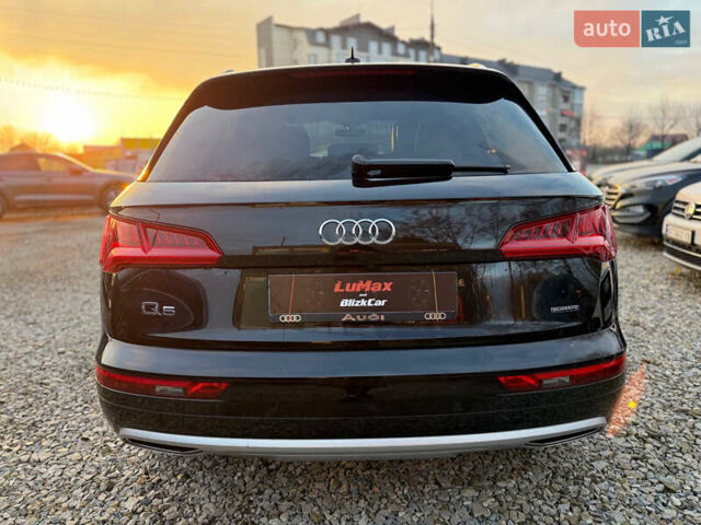 Черный Ауди Ку 5, объемом двигателя 1.98 л и пробегом 113 тыс. км за 27700 $, фото 9 на Automoto.ua