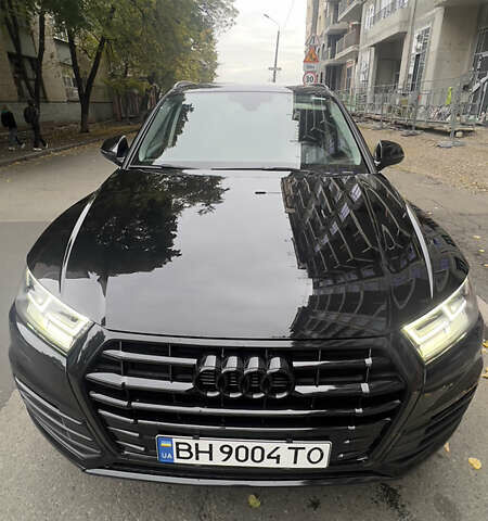 Черный Ауди Ку 5, объемом двигателя 1.98 л и пробегом 81 тыс. км за 28000 $, фото 4 на Automoto.ua