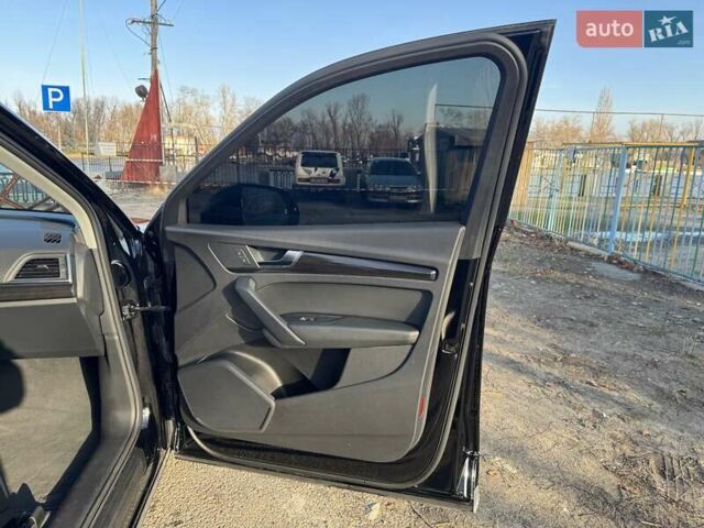 Черный Ауди Ку 5, объемом двигателя 1.98 л и пробегом 106 тыс. км за 21800 $, фото 15 на Automoto.ua