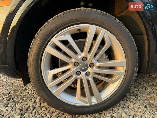 Черный Ауди Ку 5, объемом двигателя 1.98 л и пробегом 113 тыс. км за 27700 $, фото 57 на Automoto.ua