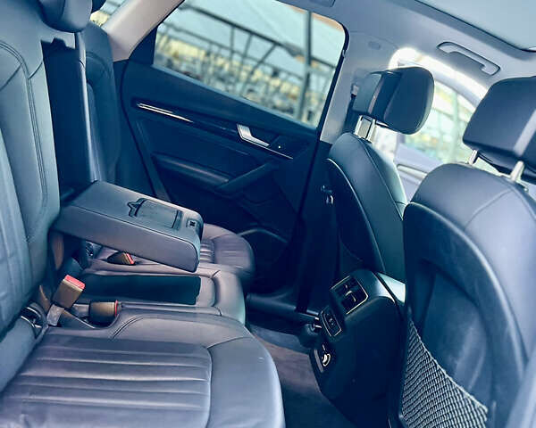 Черный Ауди Ку 5, объемом двигателя 1.98 л и пробегом 112 тыс. км за 27000 $, фото 33 на Automoto.ua