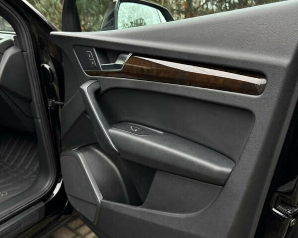 Черный Ауди Ку 5, объемом двигателя 1.98 л и пробегом 100 тыс. км за 25000 $, фото 20 на Automoto.ua