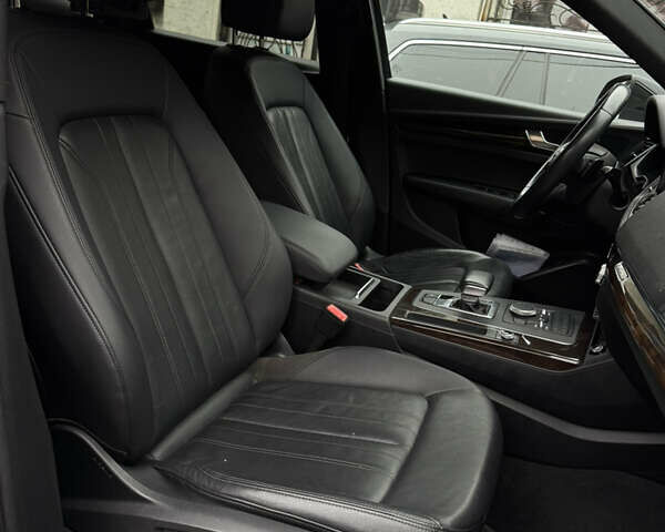 Черный Ауди Ку 5, объемом двигателя 1.98 л и пробегом 100 тыс. км за 25000 $, фото 18 на Automoto.ua