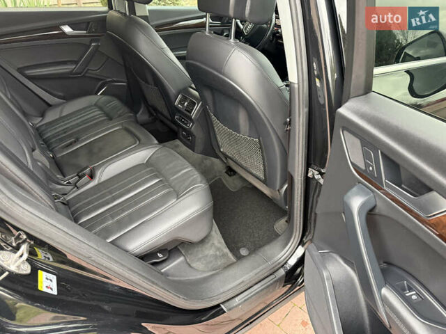 Черный Ауди Ку 5, объемом двигателя 2 л и пробегом 143 тыс. км за 25300 $, фото 63 на Automoto.ua