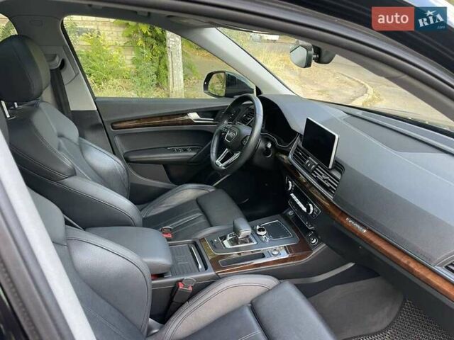 Черный Ауди Ку 5, объемом двигателя 2 л и пробегом 70 тыс. км за 32000 $, фото 16 на Automoto.ua