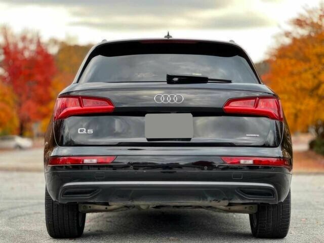 Черный Ауди Ку 5, объемом двигателя 2 л и пробегом 35 тыс. км за 7200 $, фото 6 на Automoto.ua