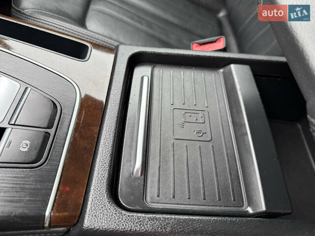 Черный Ауди Ку 5, объемом двигателя 2 л и пробегом 143 тыс. км за 25300 $, фото 81 на Automoto.ua