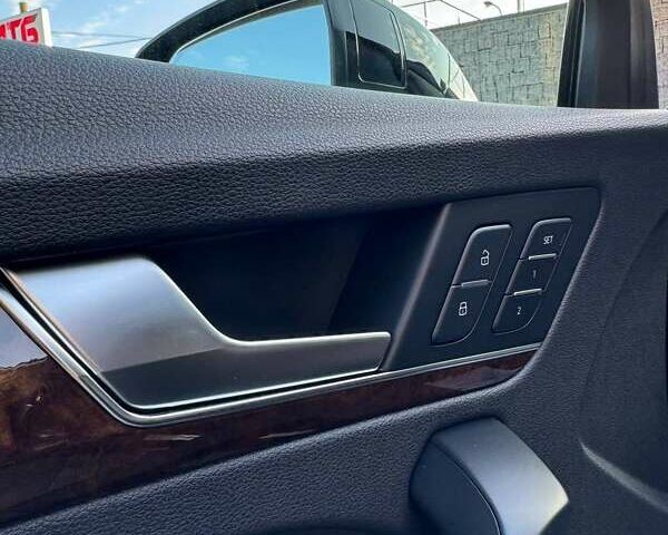 Черный Ауди Ку 5, объемом двигателя 1.98 л и пробегом 126 тыс. км за 29350 $, фото 31 на Automoto.ua