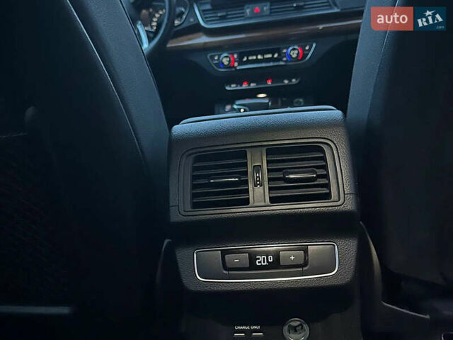 Чорний Ауді Ку 5, об'ємом двигуна 1.98 л та пробігом 114 тис. км за 23000 $, фото 5 на Automoto.ua