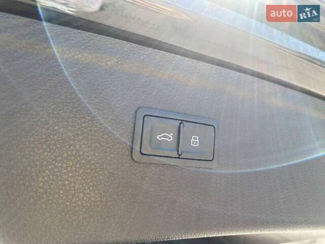Черный Ауди Ку 5, объемом двигателя 2 л и пробегом 22 тыс. км за 30490 $, фото 33 на Automoto.ua