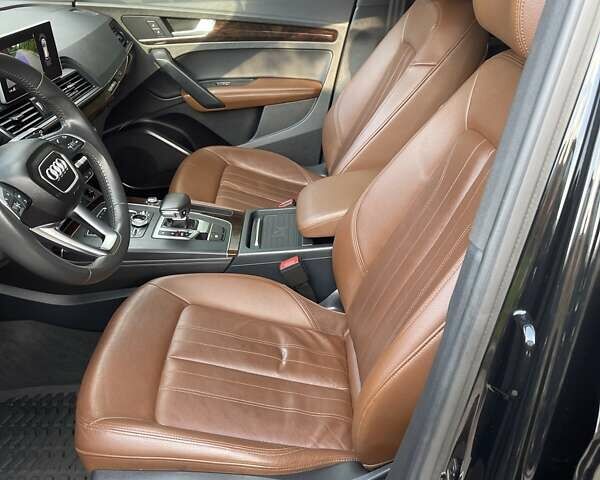 Черный Ауди Ку 5, объемом двигателя 2 л и пробегом 103 тыс. км за 26500 $, фото 25 на Automoto.ua