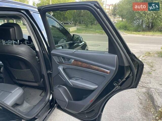 Черный Ауди Ку 5, объемом двигателя 2 л и пробегом 70 тыс. км за 32000 $, фото 11 на Automoto.ua