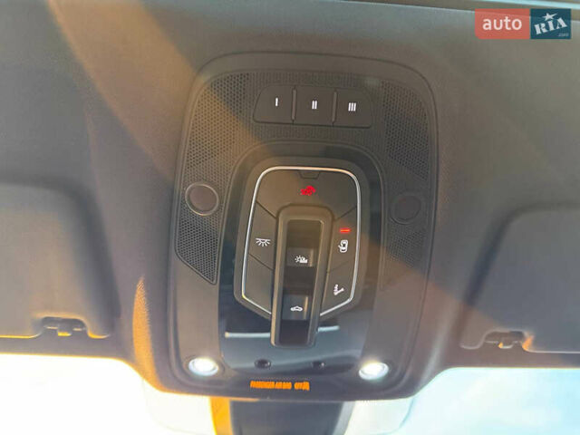 Черный Ауди Ку 5, объемом двигателя 1.98 л и пробегом 113 тыс. км за 27700 $, фото 55 на Automoto.ua