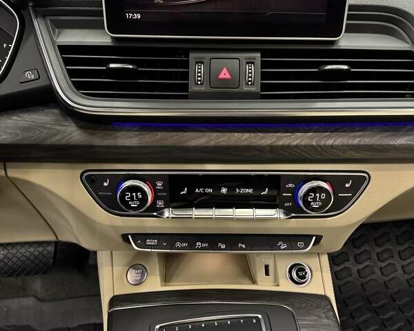 Чорний Ауді Ку 5, об'ємом двигуна 1.98 л та пробігом 99 тис. км за 28500 $, фото 51 на Automoto.ua