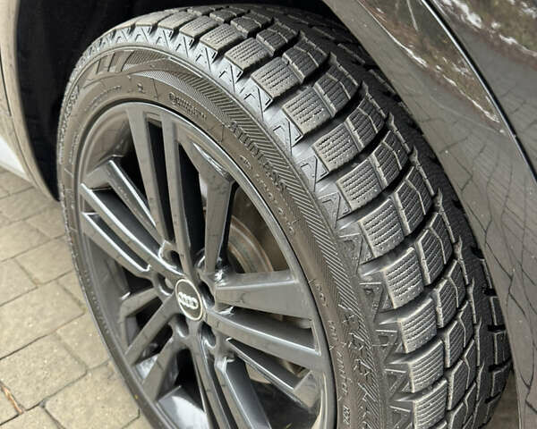 Черный Ауди Ку 5, объемом двигателя 1.98 л и пробегом 100 тыс. км за 25000 $, фото 10 на Automoto.ua