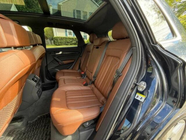 Чорний Ауді Ку 5, об'ємом двигуна 2 л та пробігом 43 тис. км за 18000 $, фото 11 на Automoto.ua