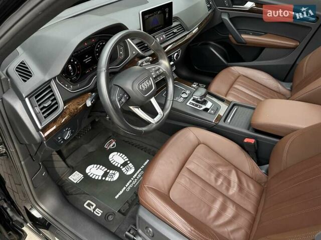 Черный Ауди Ку 5, объемом двигателя 1.98 л и пробегом 200 тыс. км за 25900 $, фото 26 на Automoto.ua