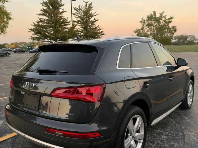 Черный Ауди Ку 5, объемом двигателя 2 л и пробегом 33 тыс. км за 13300 $, фото 6 на Automoto.ua