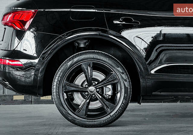 Черный Ауди Ку 5, объемом двигателя 1.98 л и пробегом 68 тыс. км за 28800 $, фото 30 на Automoto.ua