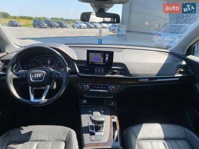 Черный Ауди Ку 5, объемом двигателя 2 л и пробегом 22 тыс. км за 30490 $, фото 28 на Automoto.ua