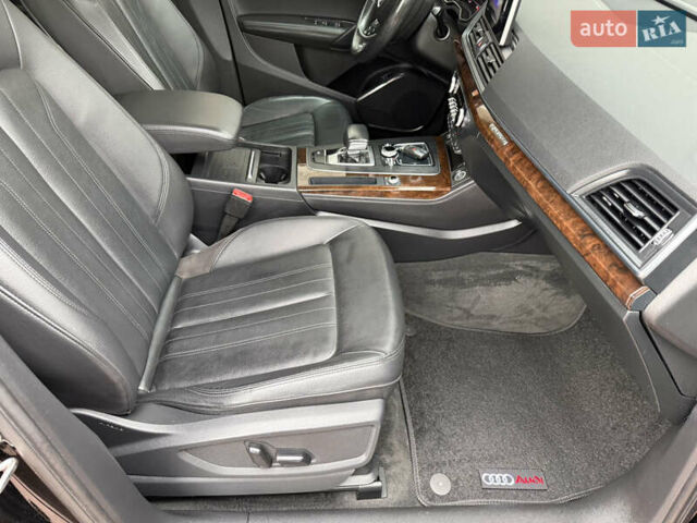 Черный Ауди Ку 5, объемом двигателя 2 л и пробегом 143 тыс. км за 25300 $, фото 68 на Automoto.ua