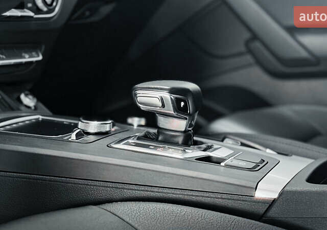 Черный Ауди Ку 5, объемом двигателя 1.98 л и пробегом 68 тыс. км за 28800 $, фото 49 на Automoto.ua