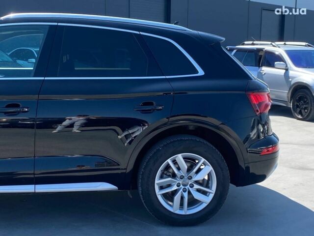 Черный Ауди Ку 5, объемом двигателя 2 л и пробегом 22 тыс. км за 30490 $, фото 4 на Automoto.ua