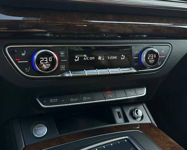 Черный Ауди Ку 5, объемом двигателя 1.98 л и пробегом 126 тыс. км за 29350 $, фото 24 на Automoto.ua