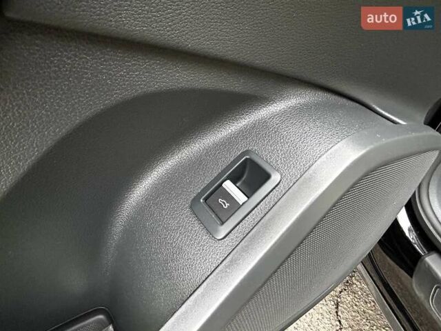 Черный Ауди Ку 5, объемом двигателя 1.98 л и пробегом 90 тыс. км за 27990 $, фото 15 на Automoto.ua