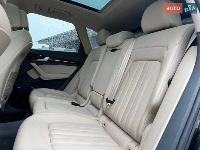 Чорний Ауді Ку 5, об'ємом двигуна 1.98 л та пробігом 108 тис. км за 25300 $, фото 16 на Automoto.ua