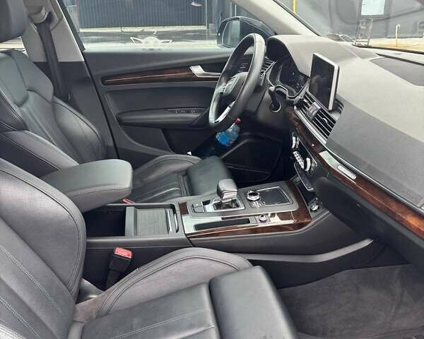 Черный Ауди Ку 5, объемом двигателя 1.98 л и пробегом 36 тыс. км за 32500 $, фото 21 на Automoto.ua