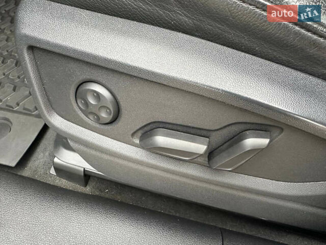 Черный Ауди Ку 5, объемом двигателя 1.98 л и пробегом 96 тыс. км за 33900 $, фото 15 на Automoto.ua