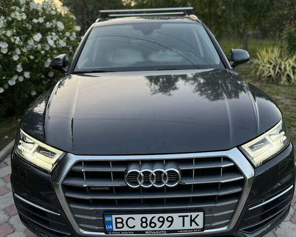 Черный Ауди Ку 5, объемом двигателя 1.98 л и пробегом 102 тыс. км за 26500 $, фото 1 на Automoto.ua