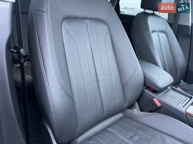 Черный Ауди Ку 5, объемом двигателя 1.98 л и пробегом 86 тыс. км за 28900 $, фото 50 на Automoto.ua