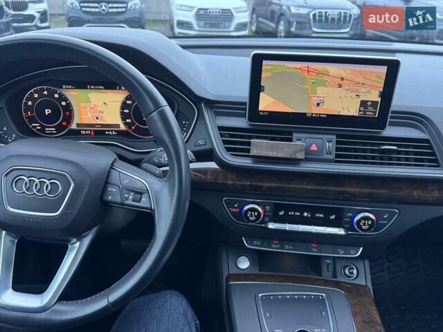 Черный Ауди Ку 5, объемом двигателя 1.98 л и пробегом 86 тыс. км за 28900 $, фото 24 на Automoto.ua